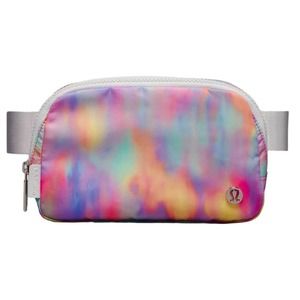 Lululemon Everywhere Belt Bag Prism Wash Print Multi/Vapor Crossbody -1L Size